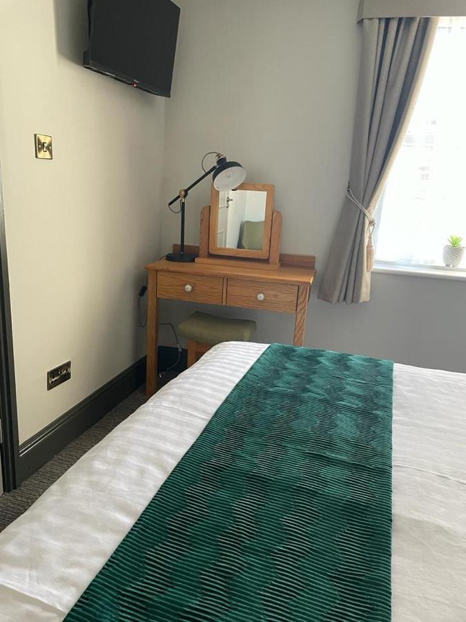 Black Bull Hotel Lancaster Dış mekan fotoğraf